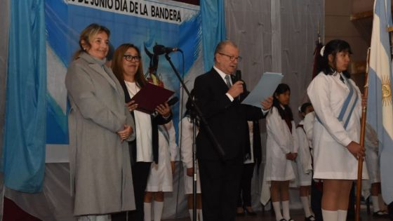 El vicegobernador Marocco tomó la promesa de Lealtad a la Bandera a alumnos de la capital