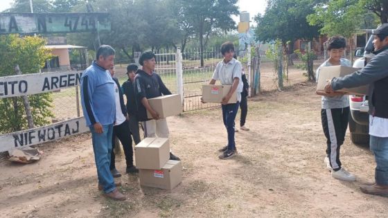 La Delegación de Asuntos Indígenas colabora en la logística para la distribución de leche en escuelas del norte provincial