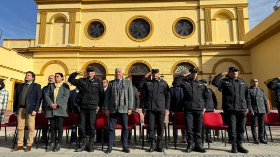 Inauguración de la División de Seguridad Vial  y entrega de móvil en Cafayate