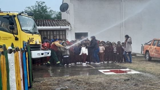 Defensa Civil concientizó a más de 300 estudiantes de Campo Quijano