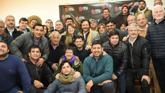 Sáenz con las nuevas autoridades del Foro de Intendentes: “Sigamos juntos poniendo siempre a Salta primero”