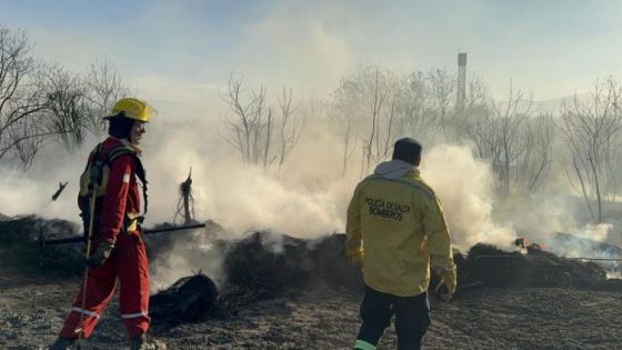 Continúan las tareas de enfriamiento y relevamiento por incendios forestales