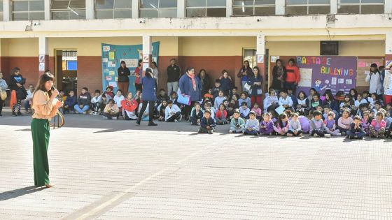 Más de 300 niños y niñas se expresaron en contra del bullying y el ciberbullying