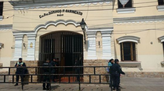 Por desinfección se suspenden las clases en la escuela Sarmiento