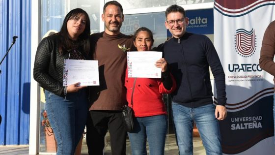 UPATecO y la Municipalidad de Salta entregaron certificados de cursos de formación en tecnologías y oficios