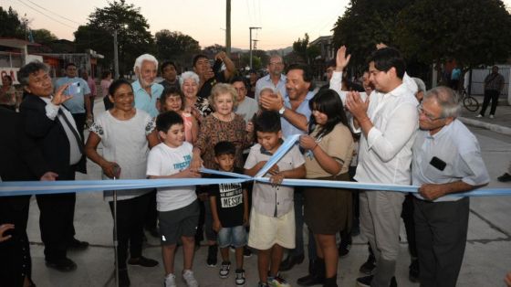 Provincia y municipio de Tartagal completaron 25 cuadras de pavimento e iluminación en Villa Saavedra