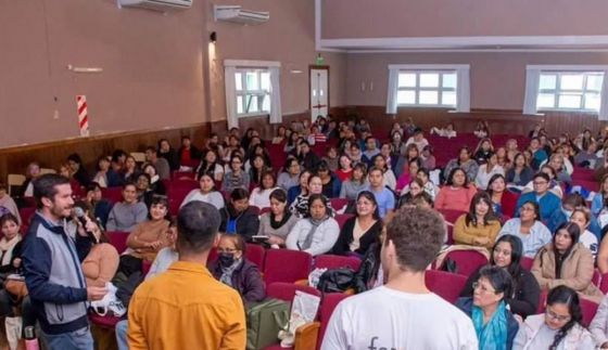 Experto en seguridad llega a Salta para capacitar a docentes en la prevención de la ludopatía y el ciberbullying