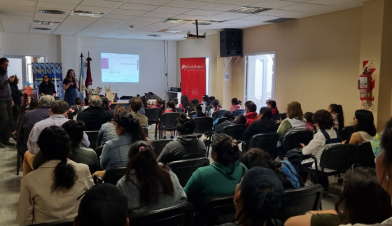 Video libros de autores salteños en la Biblioteca Provincial