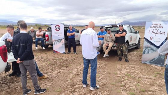 Realizan curso de formación para choferes