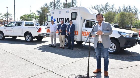 Con la entrega de vehículos la Provincia refuerza los servicios de salud y seguridad en el departamento Los Andes