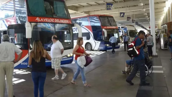 Desde hoy AMT determinó un nuevo cuadro tarifario para los colectivos del interior