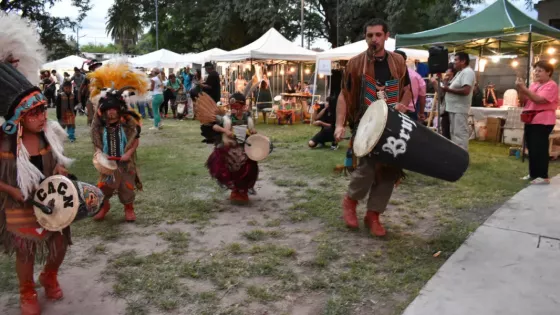 Fundación Danzarte celebra un nuevo aniversario en el Mercado Artesanal de Salta