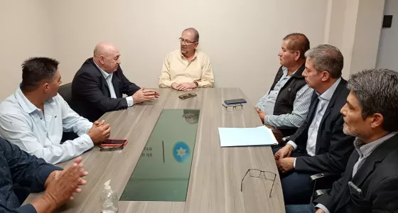 Provincia, municipio de Santa Victoria Este y legisladores se reunieron por la situación en Alto La Sierra