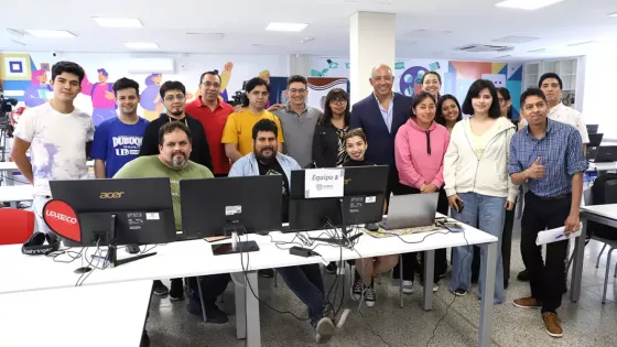 Alumnos de UPATecO participaron de una competencia de robótica en contacto con una empresa de California