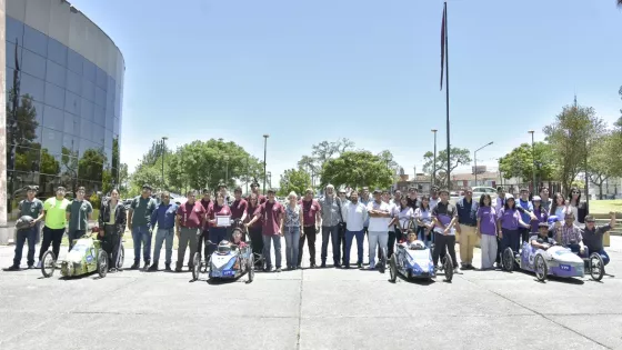 Destacada participación de las escuelas técnicas salteñas en una competencia de autos eléctricos a nivel nacional