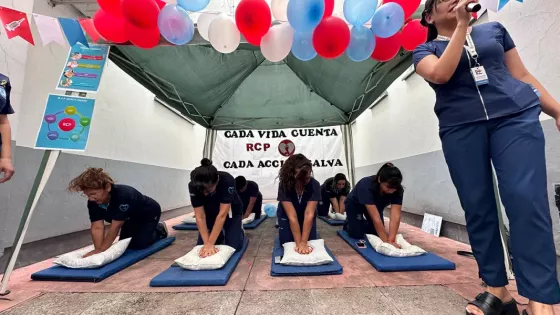 Con una feria de salud celebraron el Día de la Enfermería Argentina en el Materno Infantil