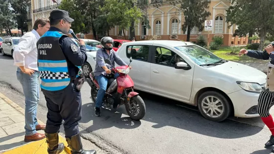 Seguridad Vial sensibilizó a conductores y peatones de la Capital.