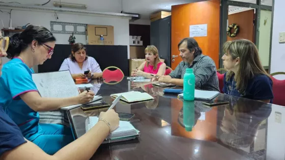 Salud y Educación planifican acciones intersectoriales para prevenir transmisiones verticales