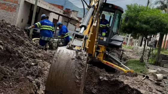 Aguas del Norte completó los trabajos de reparación de cañería en Villa Juanita