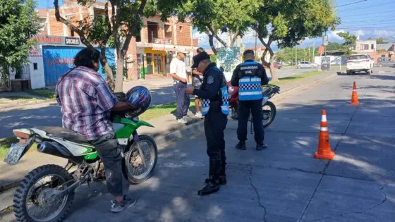 Seguridad Vial promueve la conducción responsable en la zona sur de la Ciudad