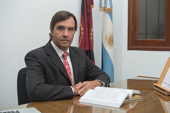  Gustavo Ferraris Auditor General de Salta